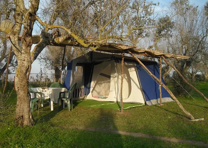 Kemping Camping Terreno-ro-bi-li Cutrofiano